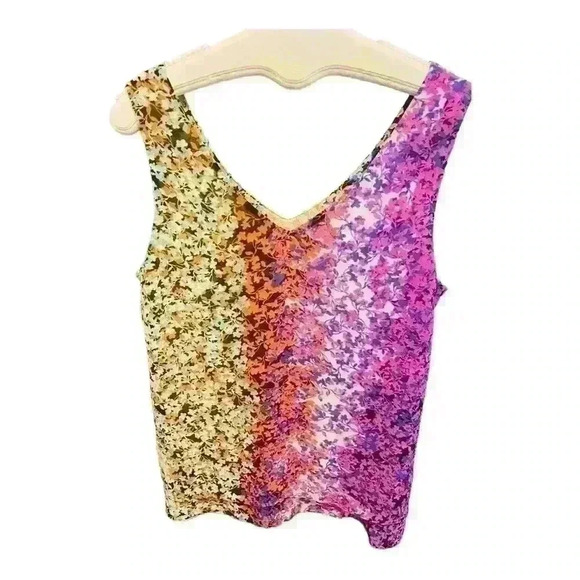 CAbi Merry go Round Tank - Picture 2 of 9